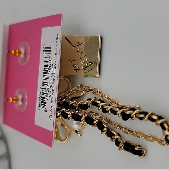 Betsey Johnson Earrings Perfume Bottle and Bow - Picture 4 of 5